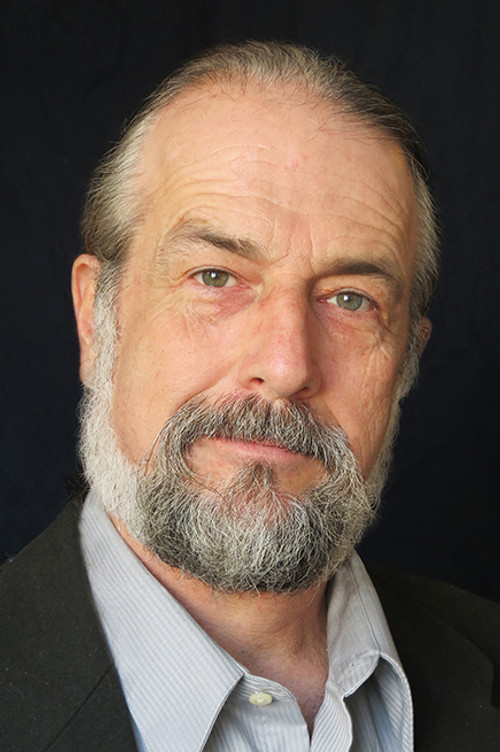 Kirk Larsen as Hugh "Huge Deal" MacIntosh