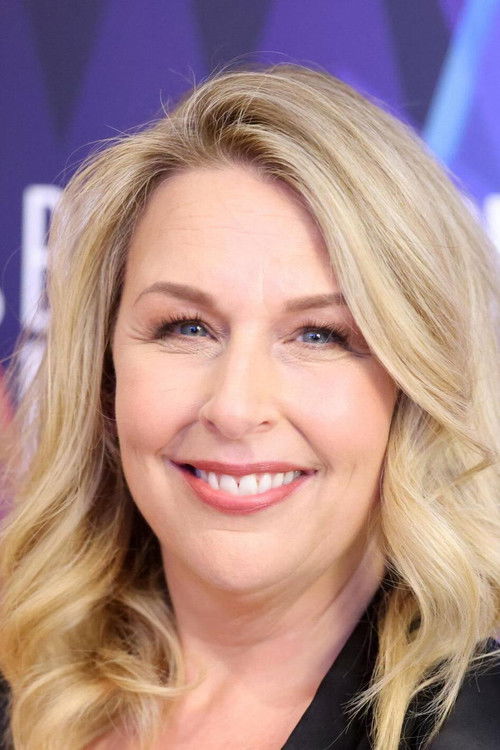 Hannah Walters as Amanda