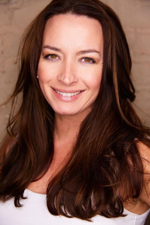 Hope Riley as Laurie