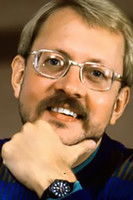 Jacob Dahlin as Russian navigating officer