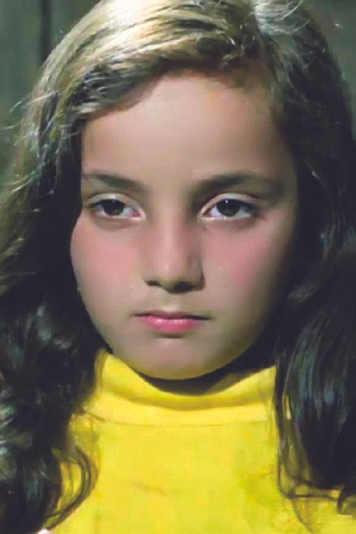 Yeşim Okçugil as Ayşe / Fatoş