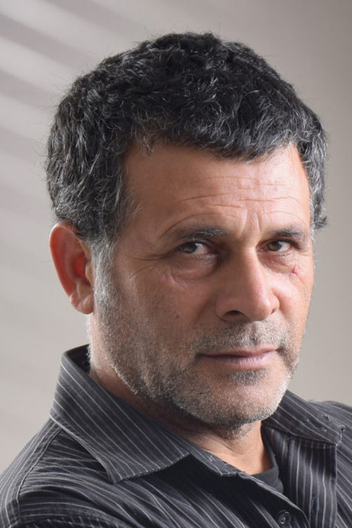 Daniel Candia as Jorge