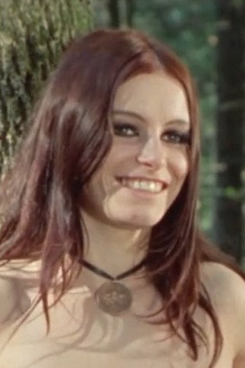 Chitta Coray as Viola