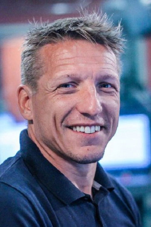 Wesley Sonck as Presentator