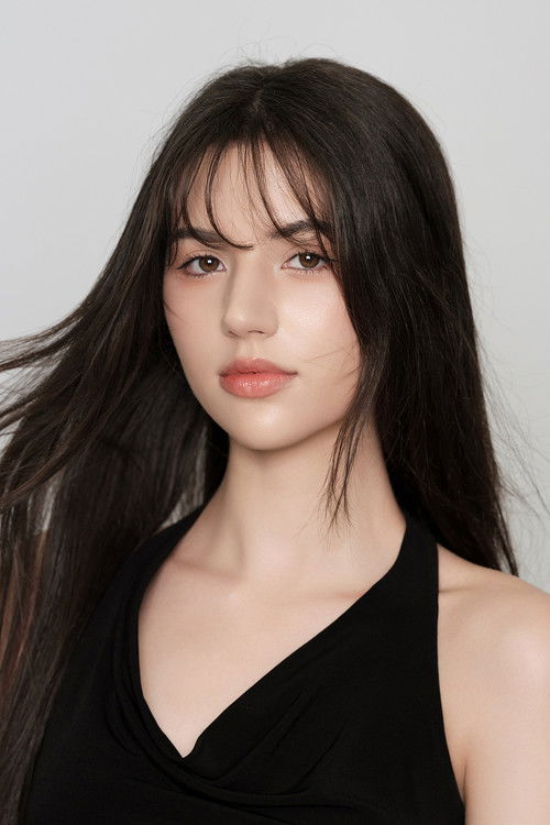 Sade Louise as Prisca Silva