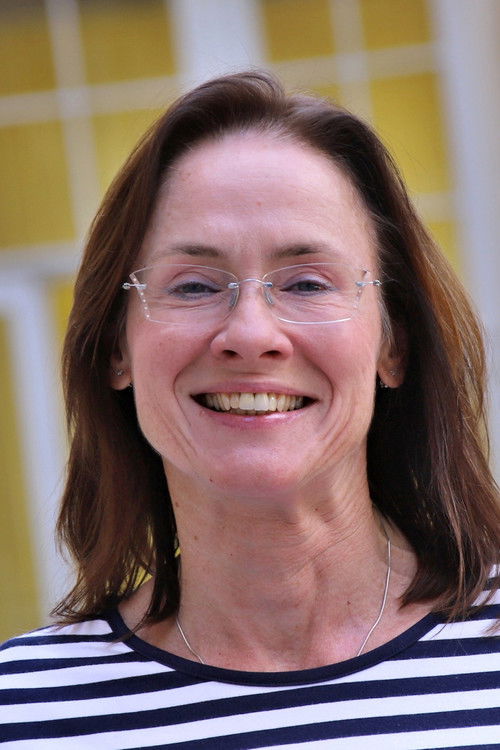 Jana Svobodová-Mařasová as Bijou (voice)