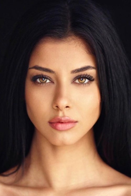 Yılşen Özdemir as Hevi