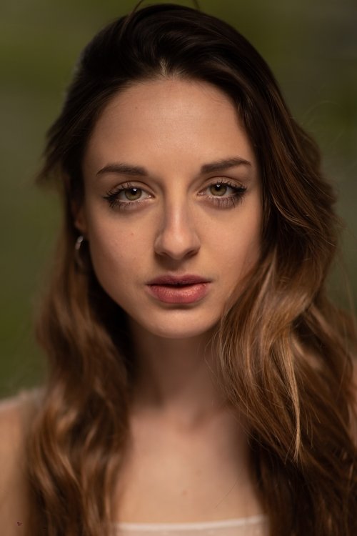 Milica Vrzić as Gabby