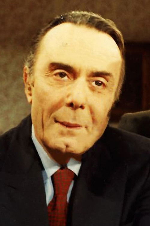 Vassilis Papanikas as Mr. Protodiamandakis