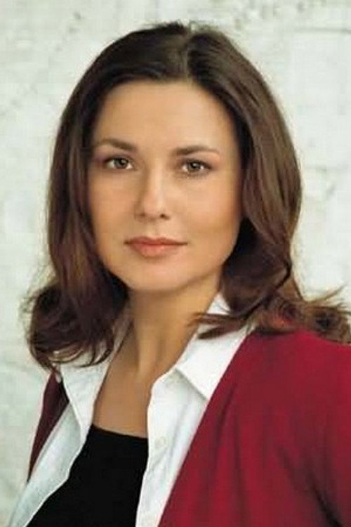 Ewa Dąbrowska as Halina Bozych, Tojo's sister