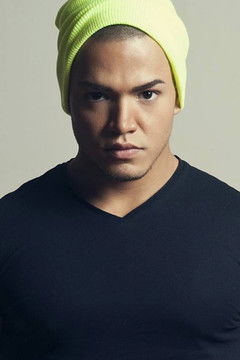 Luis Nogueira as Marinheiro Corredor