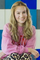 Sabijn Dunnewijk as Romy