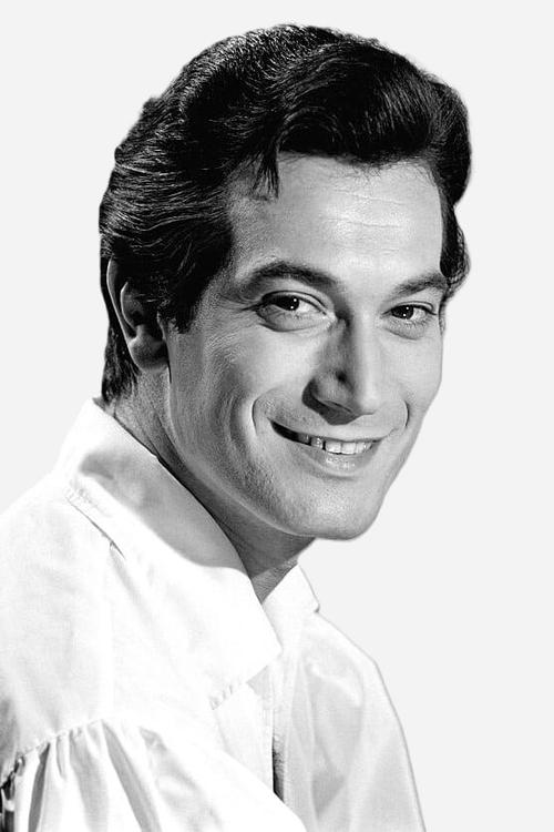 Gérard Barray as Captain Robert Surcouf