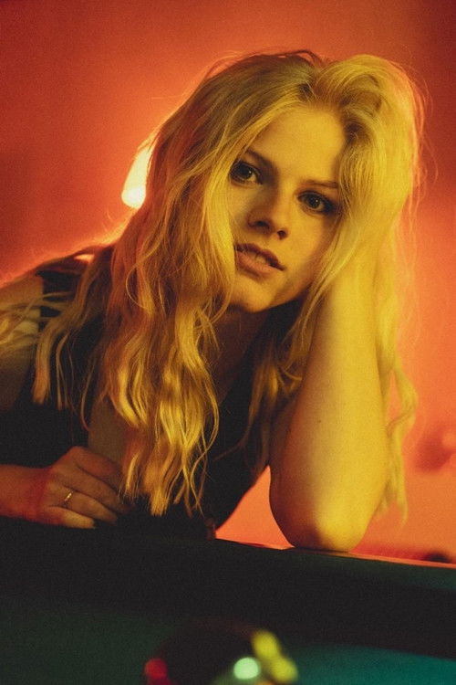 Isabella Stevenson-Olds as Sally