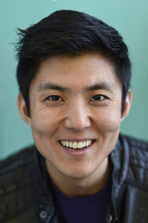 Fang Du as Roger Huang