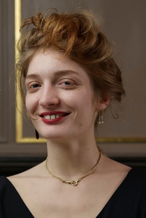 Ninon Borsei as Justine