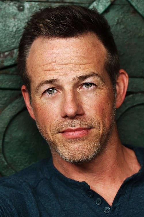 Gary Weeks as Det. Bob Simpson