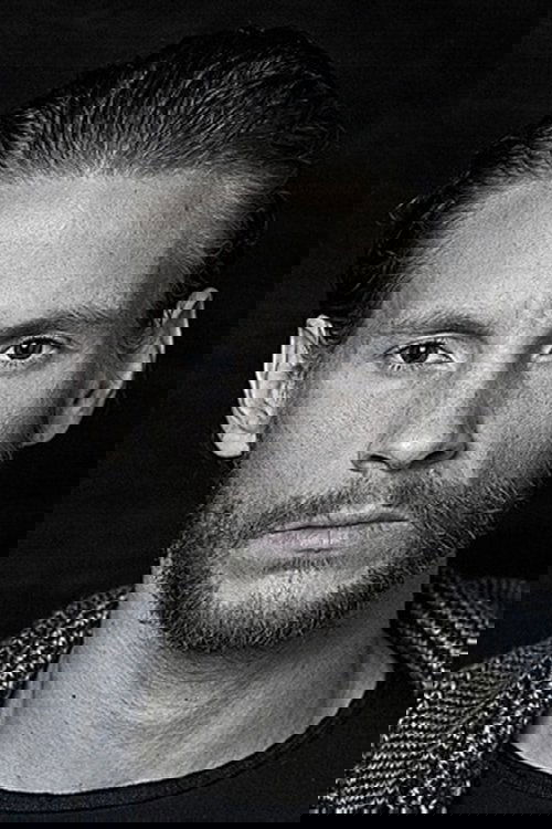 Sebastian Fabijański as Szczepan Blok