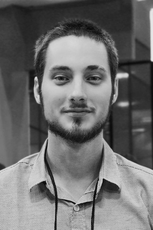 Daigo Allebrandt as Dante