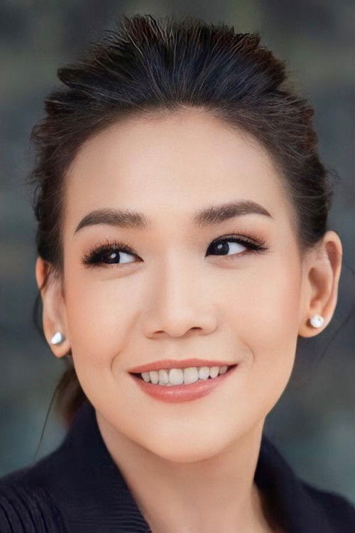 Patcharasri Benjamas as Lek