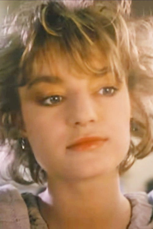 Bunty Bailey as Isabel Prange