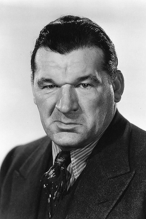 Martin Cichy as Theatre Patron (uncredited)