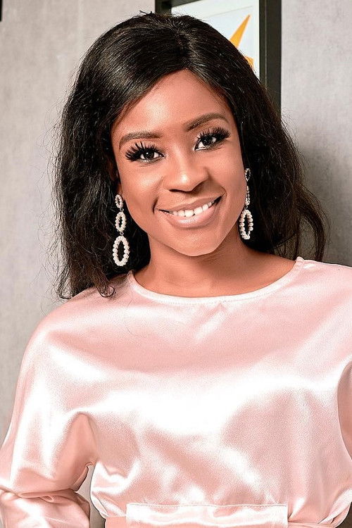 Oyama Laura as Mabel