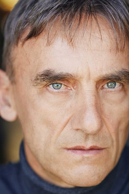 Robert Prebil as Ginekolog