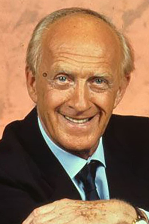 Raimondo Vianello as Olimpio