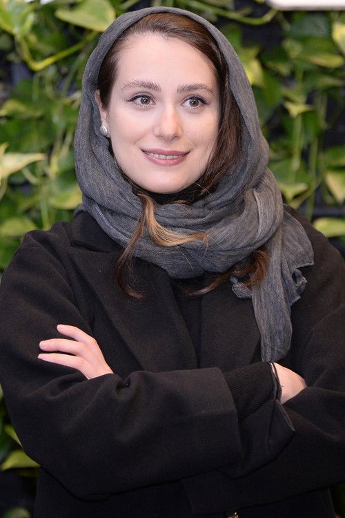 Golnoosh Ghahremani as