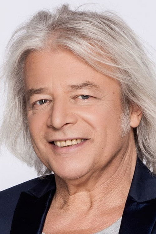 Tamás Somló as Memini együttes tagja