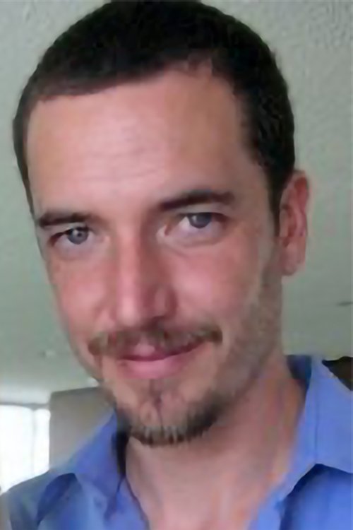 Alejandro Pérez Rayón Llorens as Self