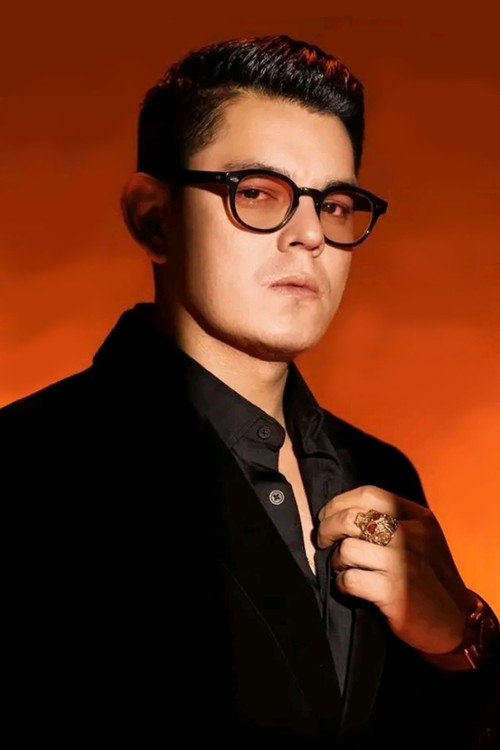 Richard Gutierrez as Martín Caballero-De La Rosa-Silvestre