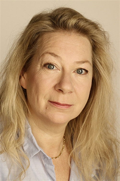 Ariane Pirié as Mme Drey