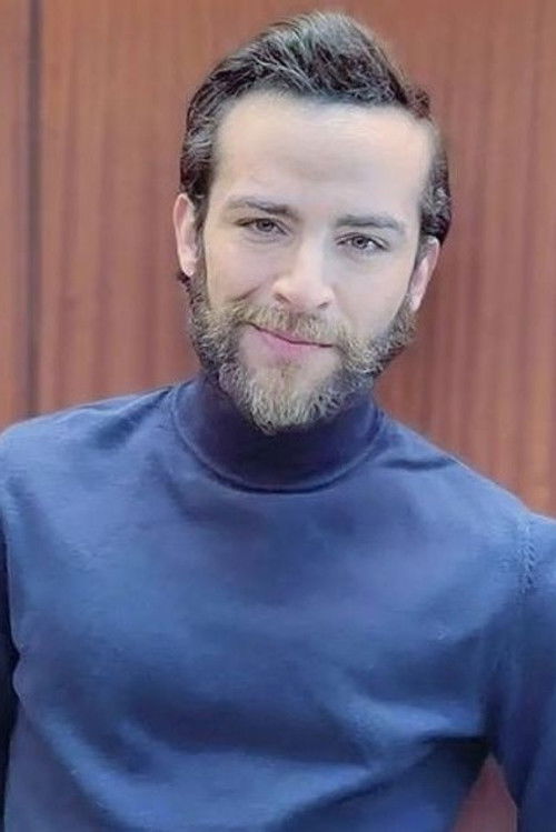 Nasser Akabab as Lotfi