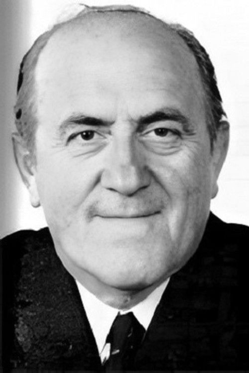 Albert Michel as Le gardien de la prison