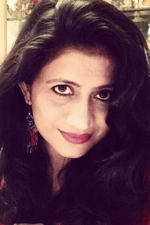 Sima Pari as Anuradha