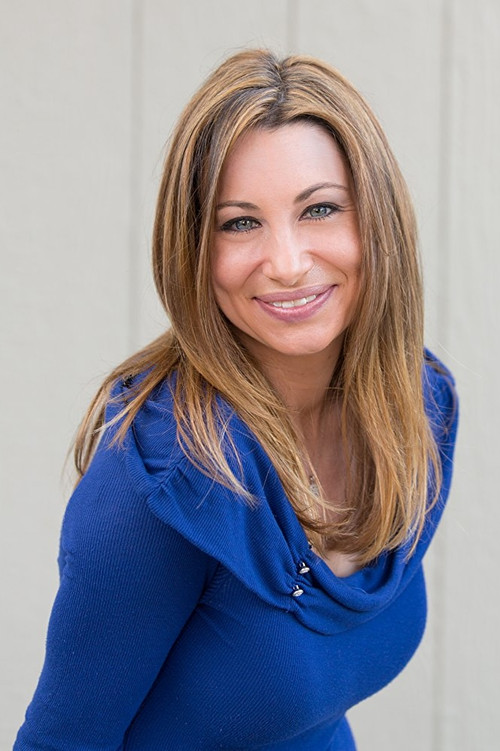 Vicki Goldsmith as Sam