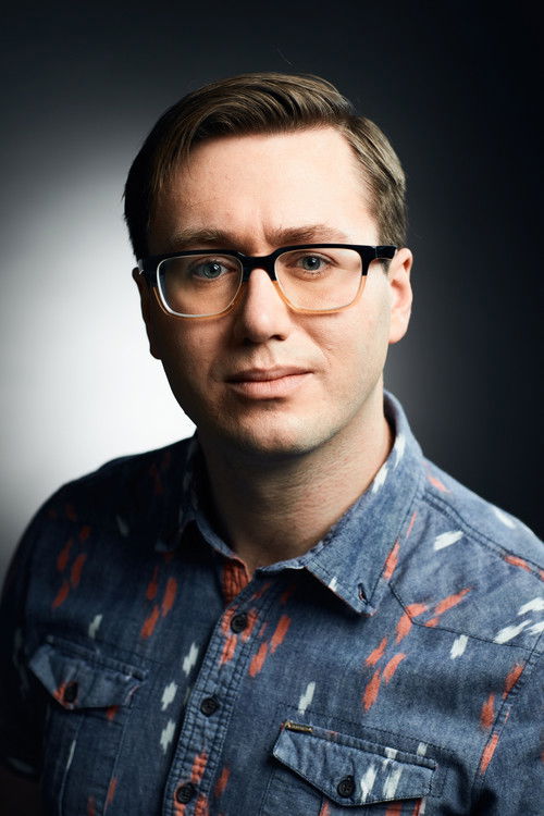 Luke Zwanziger as Therapist