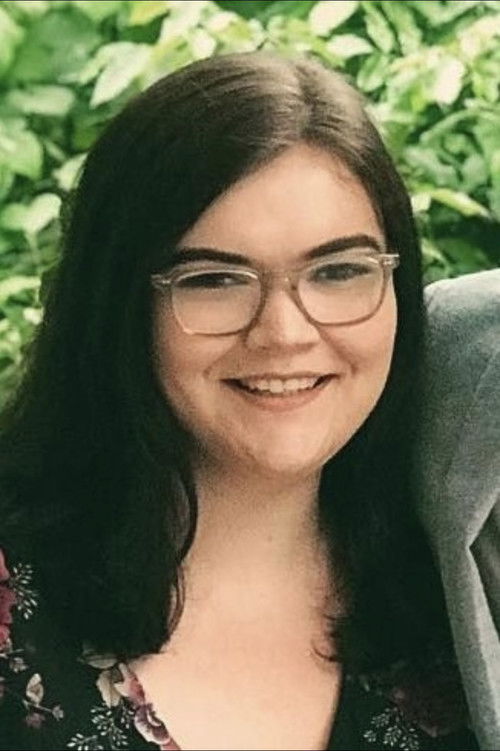 Kathryn Knutsen as Set Assistant