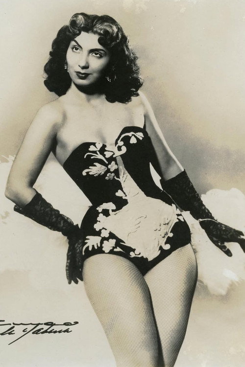 Barbara Bertha Montesinos as Gloria del Campo