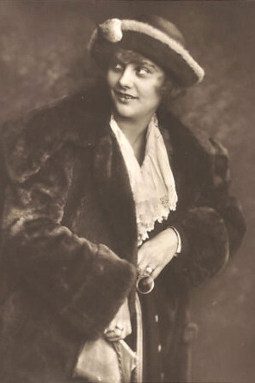 Charlotte Böcklin as Änne Wolter