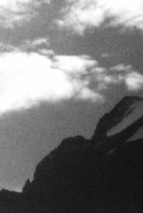 Des nuages aux fêlures de la terre