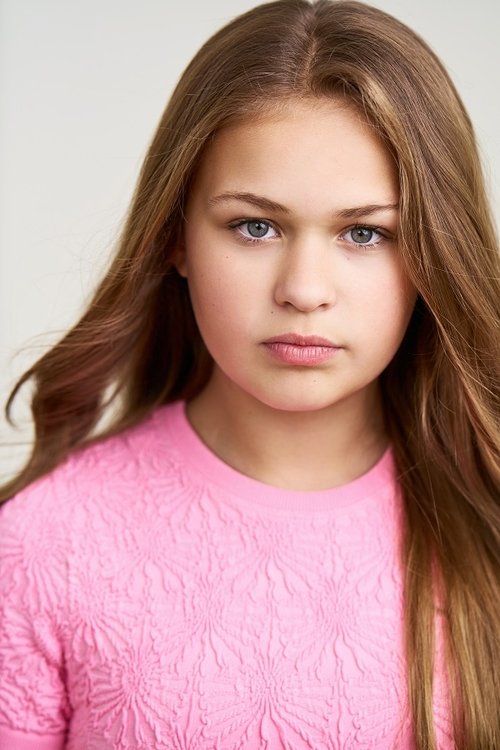 Kinley Moody as Aurora Grace