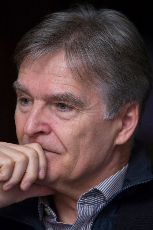 Ödön Rubold as Külföldi