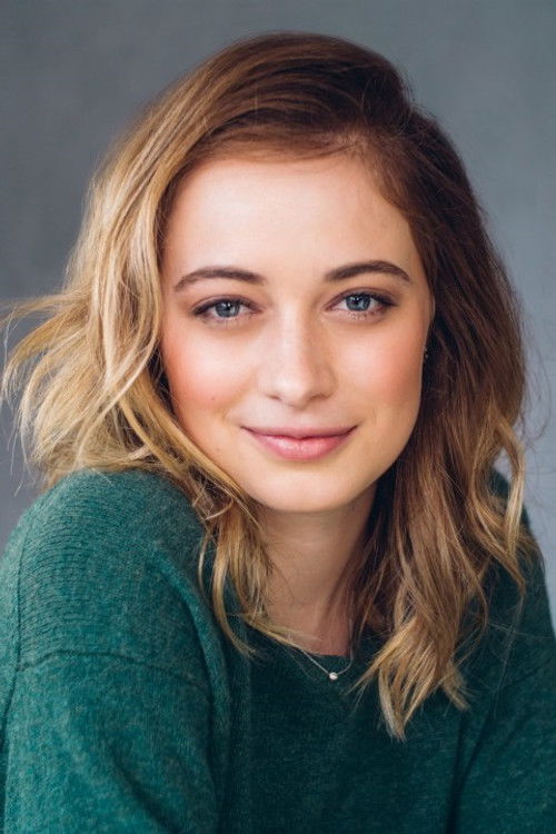 Manon Blackman as Maddie