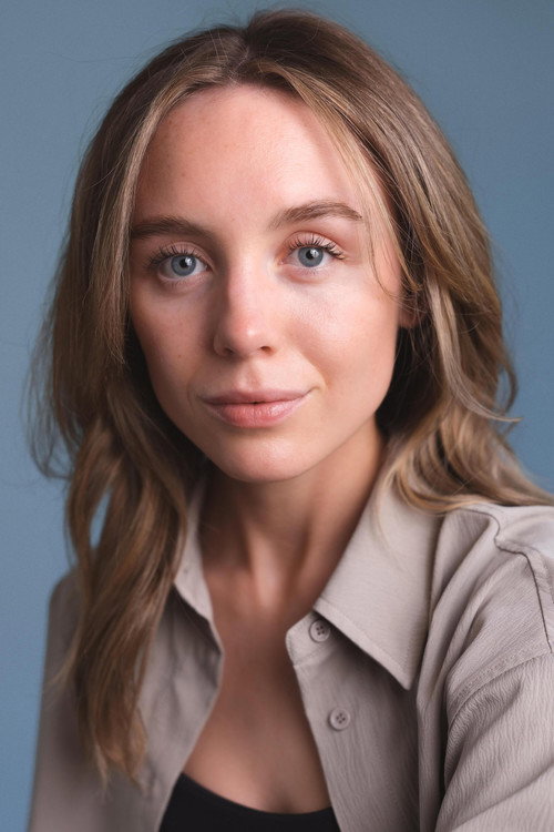 Ashleigh Trainer as Innes