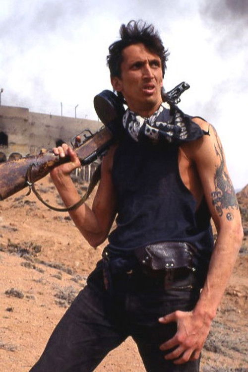 Aleksandr Aksyonov as Beatnik