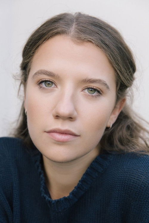 Lizzie Connick as Lizzie