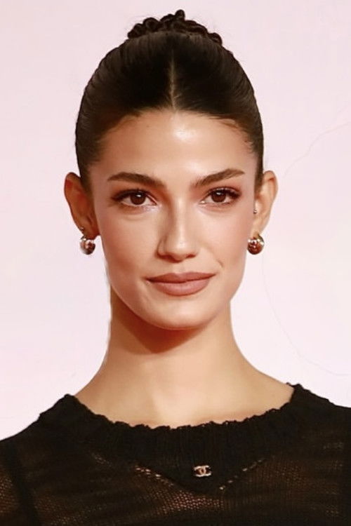 Tara Emad as أخت أمنية